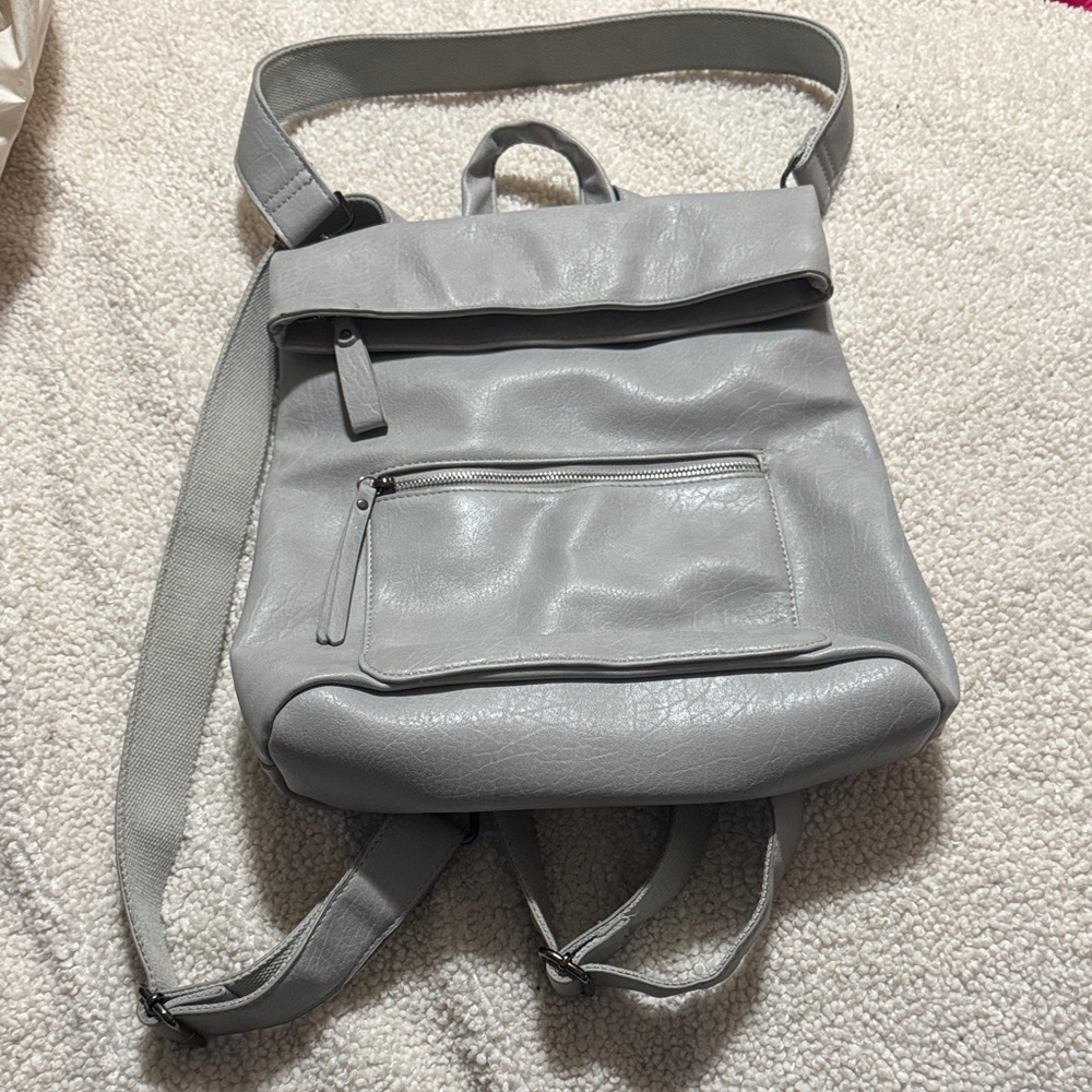 Urban Expressions Cool Gray Backpack